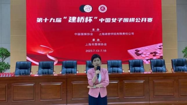 男人和女人在曰批