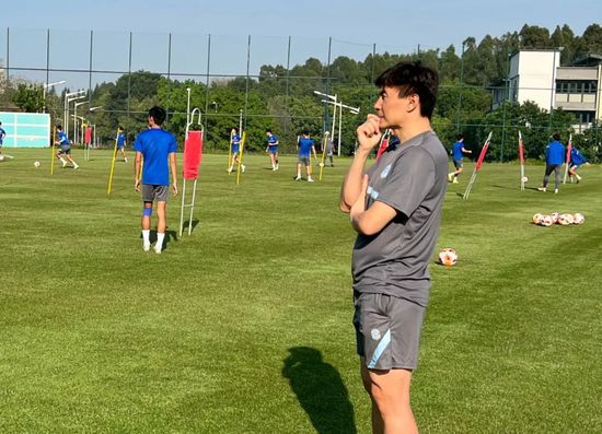 成人免费体验区福利云点播
