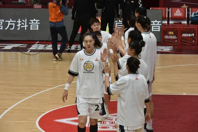 米塔小熊在哪